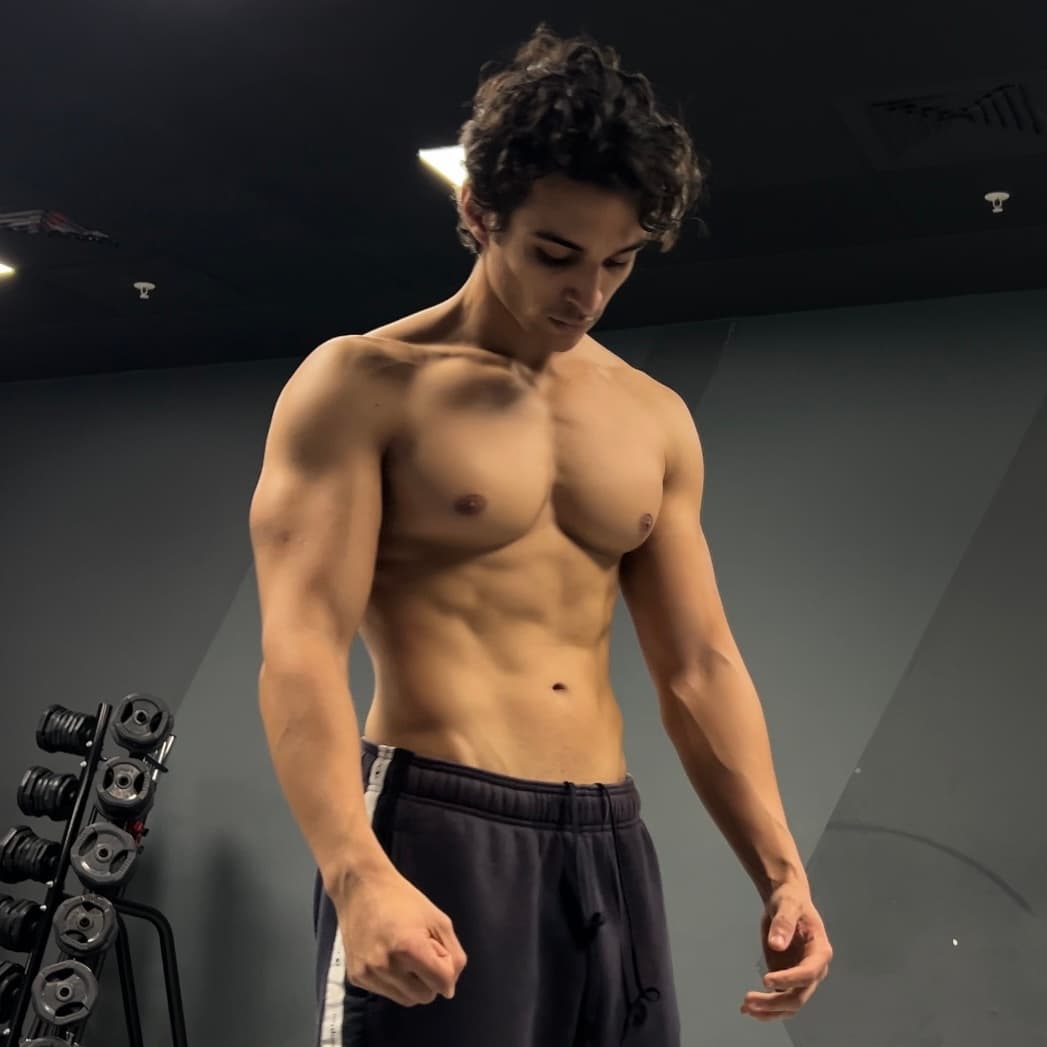 Aymen Zegguir in the gym